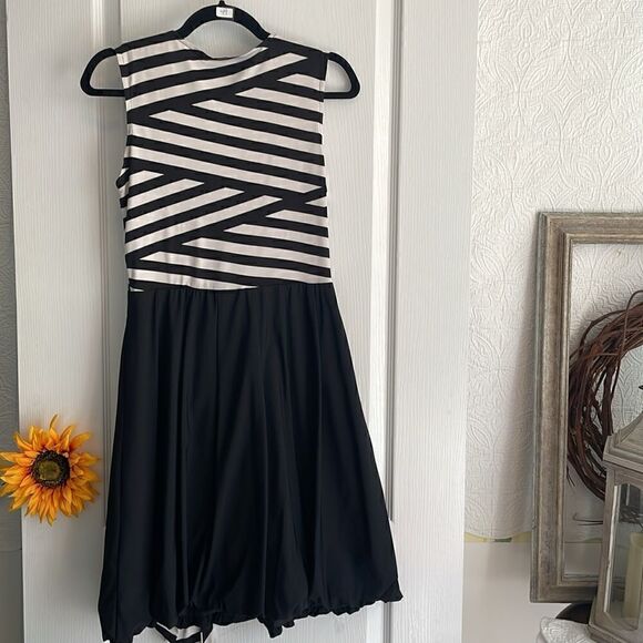 Joseph Ribkoff Striped Party/Coctail Dress - Size 8 - Picture 7 of 7